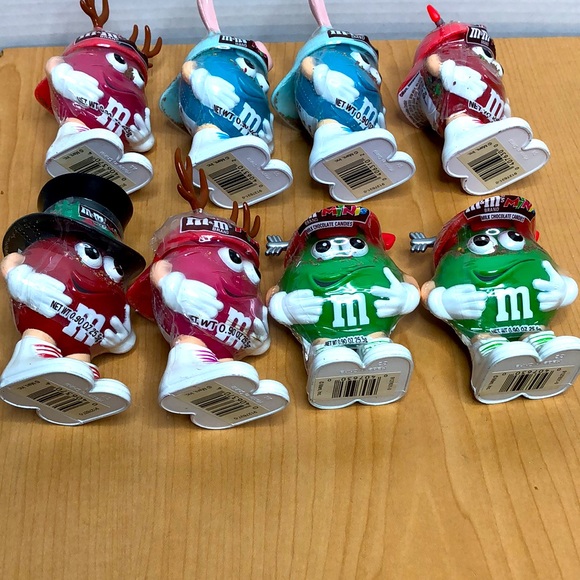 8pc Vintage 80's M&M's Minis Assorted Holiday Candy Dispensers - Picture 8 of 11